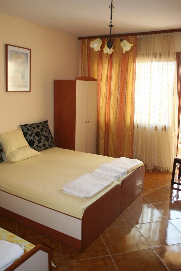 Homestay Kostadinov 포마리 외부 사진